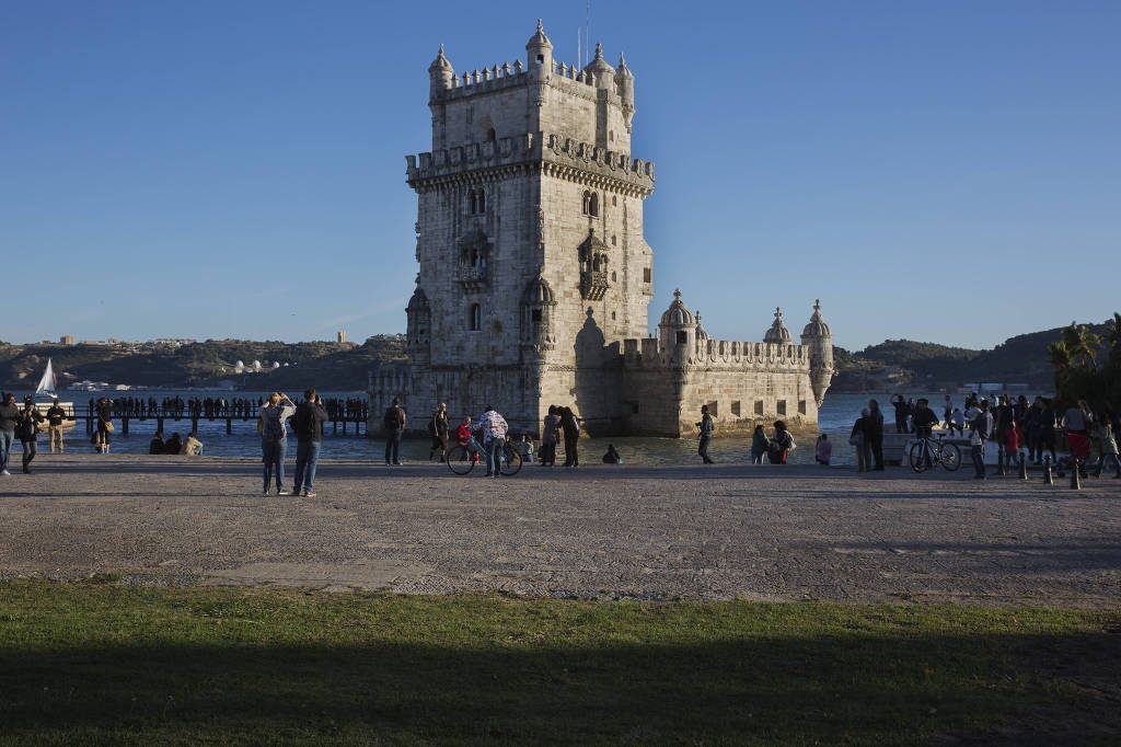 Caos em sistema terceirizado de vistos para Portugal afeta estudantes brasileiros