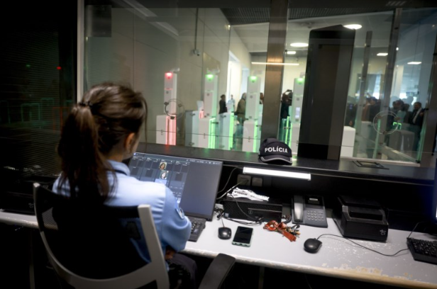 A cada dia, sete pessoas são impedidas de entrar em Portugal. E controle vai aumentar