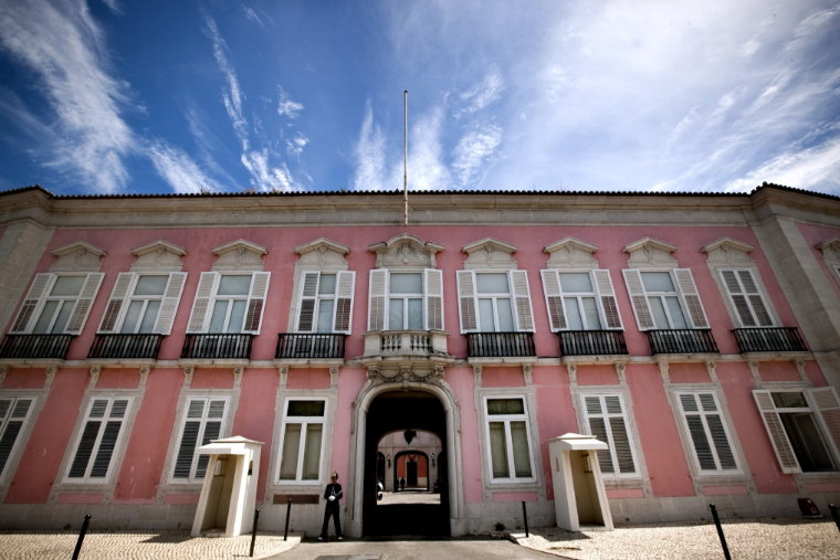 Brasileiros não poderão pedir vistos para Portugal pelos Correios a partir de abril